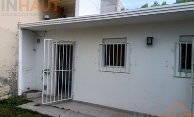 Venta de Casa de 2 habitaciones área centro