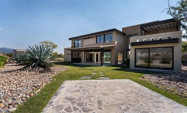 Casa en viñedos en venta en San Miguel de Allende con cava y amenidades