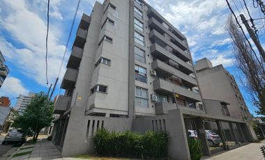 DEPARTAMENTO EN ALQUILER EN MORON SUR - CON COCHERA