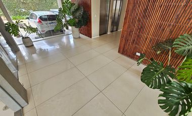 DEPARTAMENTO EN ALQUILER EN MORON SUR - CON COCHERA