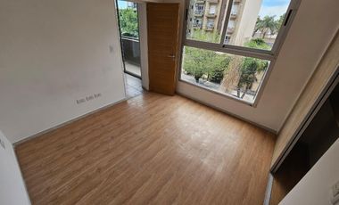 DEPARTAMENTO EN ALQUILER EN MORON SUR - CON COCHERA