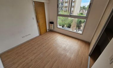 DEPARTAMENTO EN ALQUILER EN MORON SUR - CON COCHERA