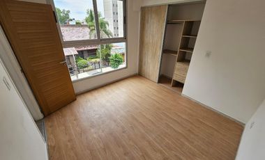 DEPARTAMENTO EN ALQUILER EN MORON SUR - CON COCHERA