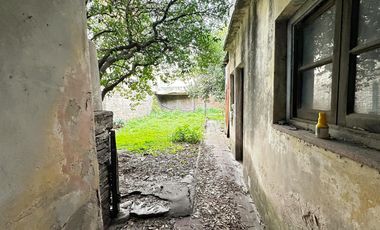 VENTA CASA 2 AMBIENTES PATIO TERRAZA FONDO VALENTIN ALSINA