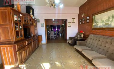 Departamento 4 y 2 ambienentes en venta en Ramos Mejia Norte