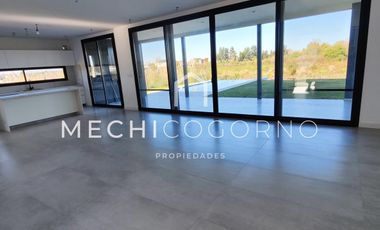 Casa 3 dormitorios venta en Canal, Villa Nueva