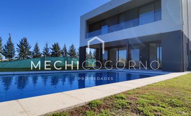 Casa 3 dormitorios venta en Canal, Villa Nueva