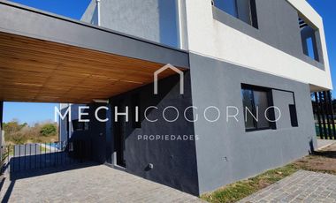 Casa 3 dormitorios venta en Canal, Villa Nueva