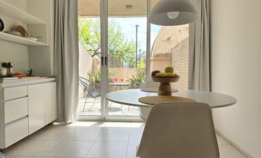Lindísimo estudio con balcón en zona Guemes!!
