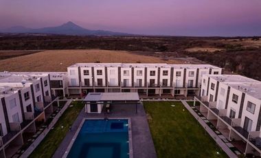 Casa Seminueva en Venta a 20 min Cuautla Vigilancia Amenidades