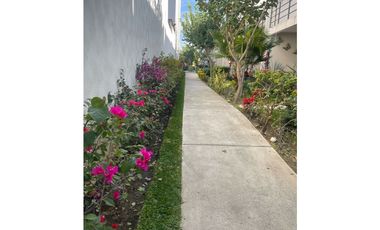 Casa Seminueva en Venta a 20 min Cuautla Vigilancia Amenidades