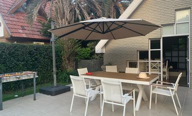 Casa en El Sosiego casa en venta dos plantas reaccionada  jardín pileta