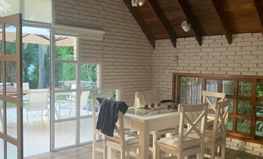 Casa en El Sosiego casa en venta dos plantas reaccionada  jardín pileta