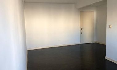 Chacabuco 24. Departamento 4 ambientes 2 baños. Avellaneda