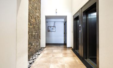 Gran terraza para disfrutar todo el día!! Próximo a Guemes y al Patio Olmos