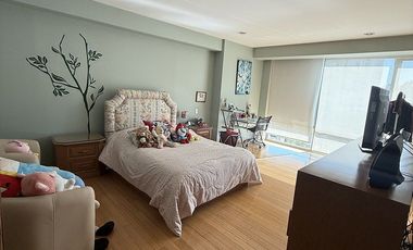Excelente oportunidad en venta en isla de agua para remodelar