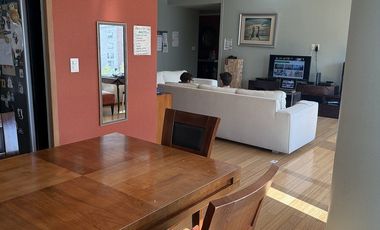 Excelente oportunidad en venta en isla de agua para remodelar