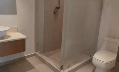 Excelente oportunidad en venta en isla de agua para remodelar