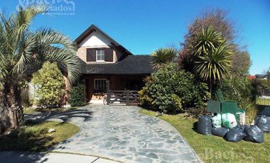 Casa - Campos De Echeverria