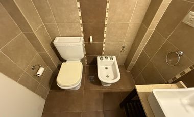 Departamento monoambiente con balcon al contrafrente en ALQUILER - Wilde Avellaneda