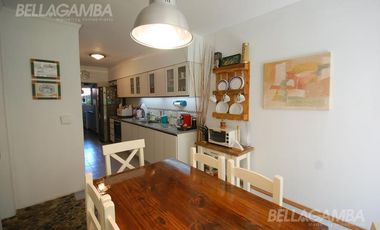 TRIPLEX VENTA OLIVOS 5 AMBIENTES PLAYROOM JARDIN