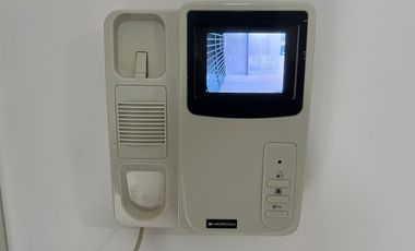 En Alquiler | Hermoso Departamento de Categoría en Paso del Rey | 2 Ambientes con Cochera Descubierta, Balcón y Patio |