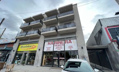 En Alquiler | Hermoso Departamento de Categoría en Paso del Rey | 2 Ambientes con Cochera Descubierta, Balcón y Patio |