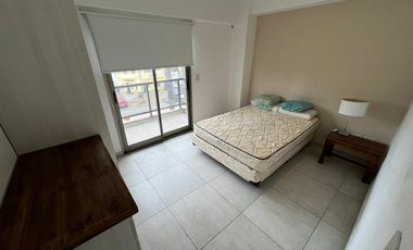 En Alquiler | Hermoso Departamento de Categoría en Paso del Rey | 2 Ambientes con Cochera Descubierta, Balcón y Patio |