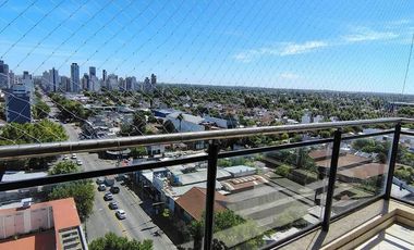 Hermoso Departamento 3 ambientes con Cochera en Lomas de Zamora Este. Apto Crédito!