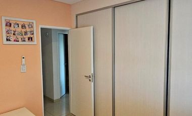 Hermoso Departamento 3 ambientes con Cochera en Lomas de Zamora Este. Apto Crédito!