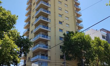 Hermoso Departamento 3 ambientes con Cochera en Lomas de Zamora Este. Apto Crédito!