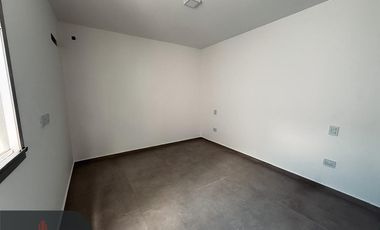 Duplex en Venta de 4 Dormitorios - Cuestas de Manantiales