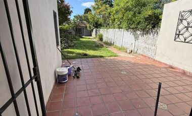 VENTA CASA JOSE MARMOL 4 DORMITORIOS