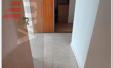 Departamento 4 ambientes con 2 cocheras en triplex con terraza y pileta propia