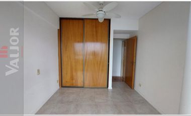 Departamento 4 ambientes con 2 cocheras en triplex con terraza y pileta propia