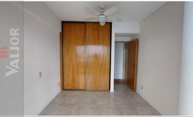 Departamento 4 ambientes con 2 cocheras en triplex con terraza y pileta propia
