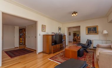Venta departamento de 8 ambientes en la Isla, Olivos