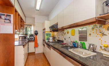 Venta departamento de 8 ambientes en la Isla, Olivos