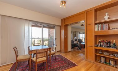 Venta departamento de 8 ambientes en la Isla, Olivos