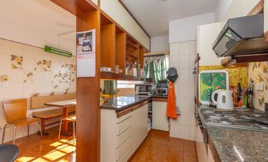 Venta departamento de 8 ambientes en la Isla, Olivos