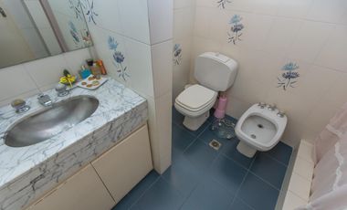 Venta departamento de 8 ambientes en la Isla, Olivos