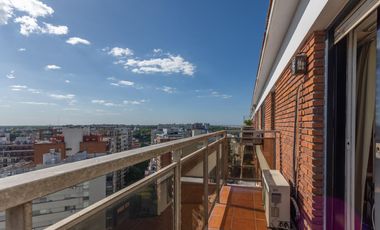 Venta departamento de 8 ambientes en la Isla, Olivos