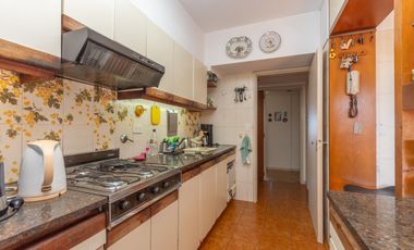 Venta departamento de 8 ambientes en la Isla, Olivos