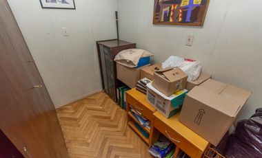 Venta departamento de 8 ambientes en la Isla, Olivos