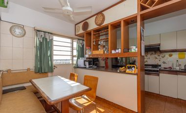 Venta departamento de 8 ambientes en la Isla, Olivos