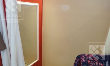 Local u oficina venta Centro, 36 m2 con cocina, baño y vidriera a la calle