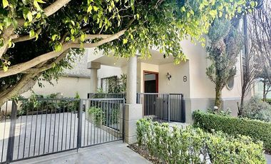 RENTA HERMOSA CASA EN CONDOMINIO EN COLONIA  GRANJAS NAVIDAD