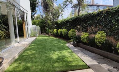 CASA EN CONDOMINIO DE LUJO A LA RENTA  (V)