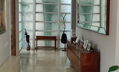 CASA EN CONDOMINIO DE LUJO A LA RENTA  (V)