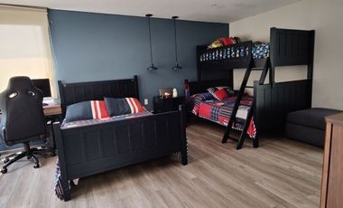 CASA EN CONDOMINIO DE LUJO A LA RENTA  (V)